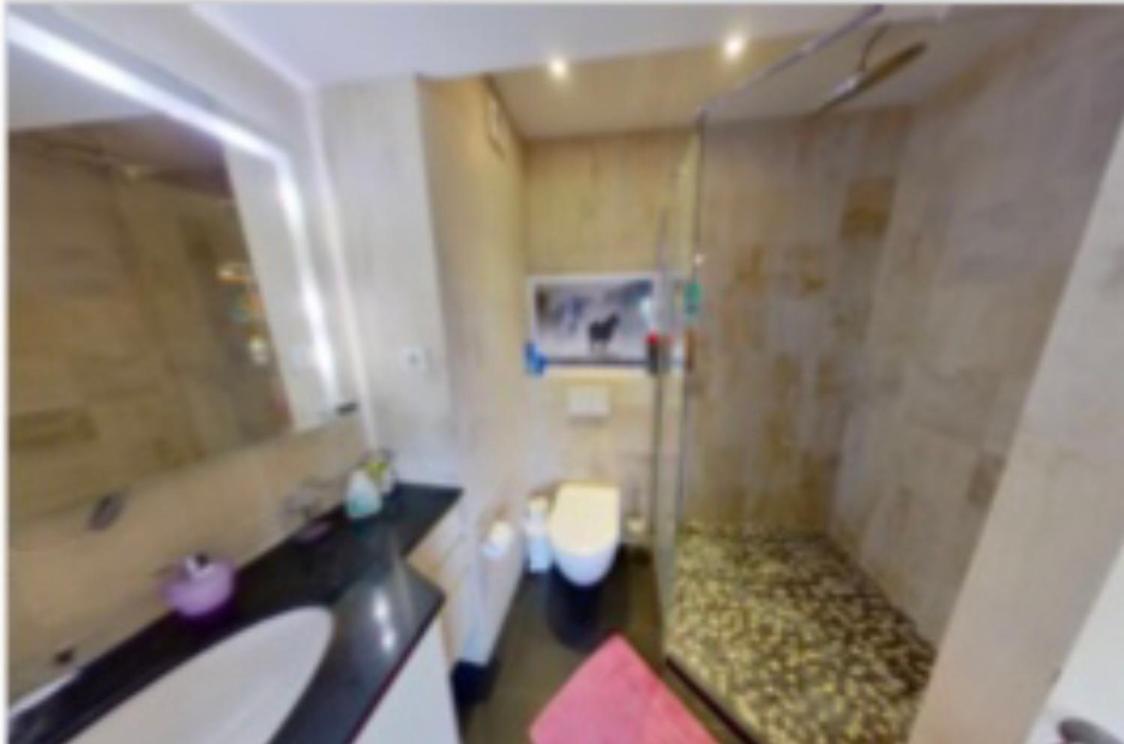 Chambres A Loyers Dans Un Penthause บรู์-ลา-แรน ภายนอก รูปภาพ